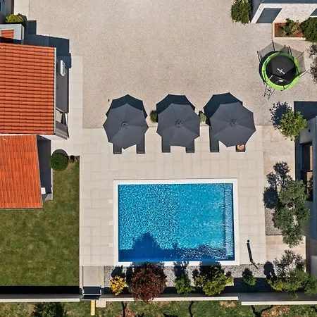 Ana - Managed By Travel Istria Willa *